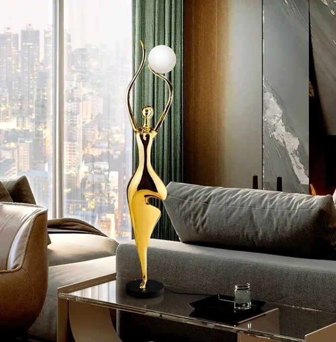 Figurina decorativa, Lampa de masa El Arbol auriu