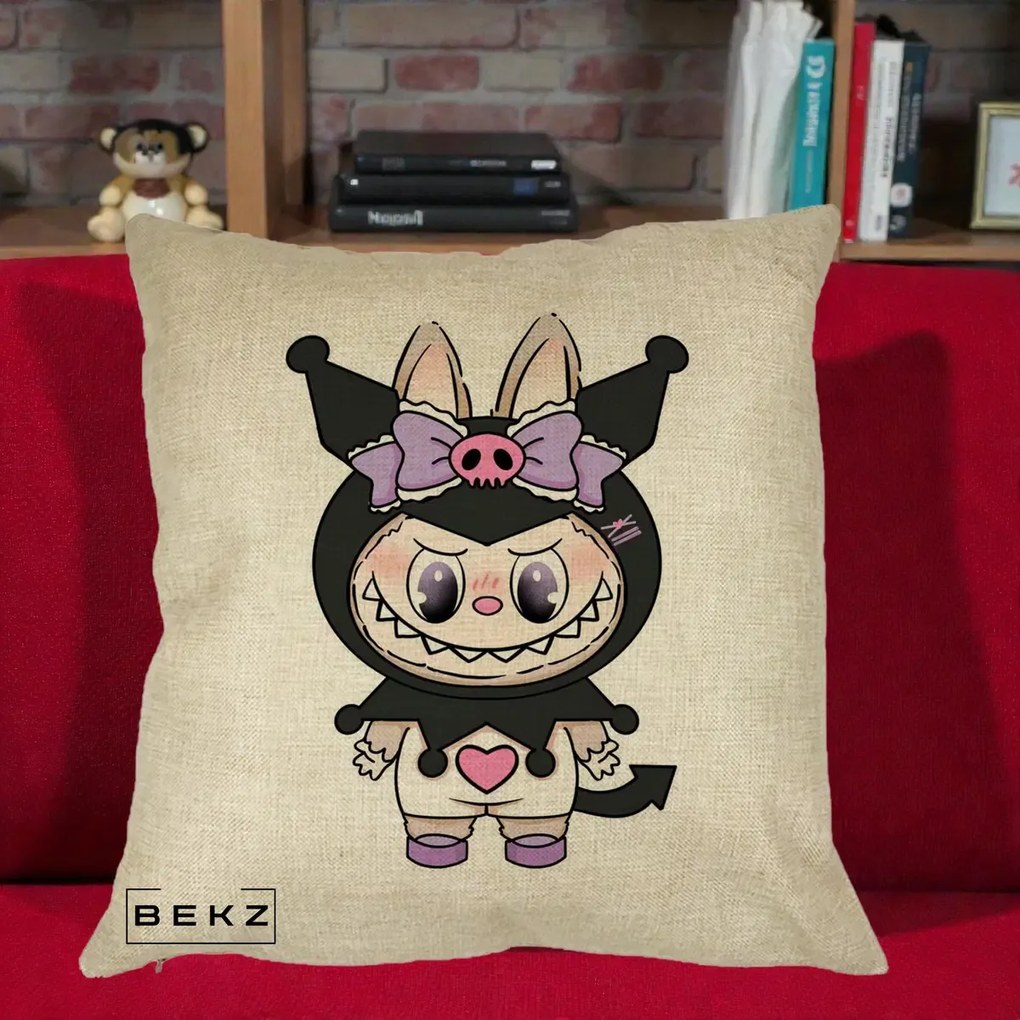 Perna Personalizata Labubu x Kuromi, 40x40 cm, Crem, Husa Detasabila, Perna Inclusa, BEKZ®
