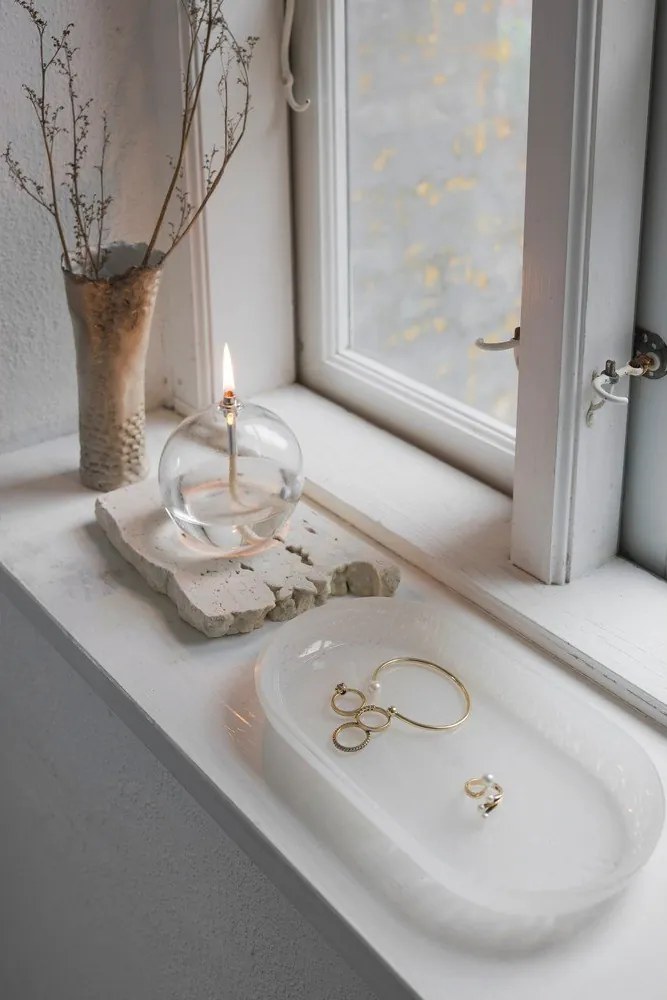 Tavă decorativă din sticlă 14x25,5 cm Opal – Mette Ditmer Denmark