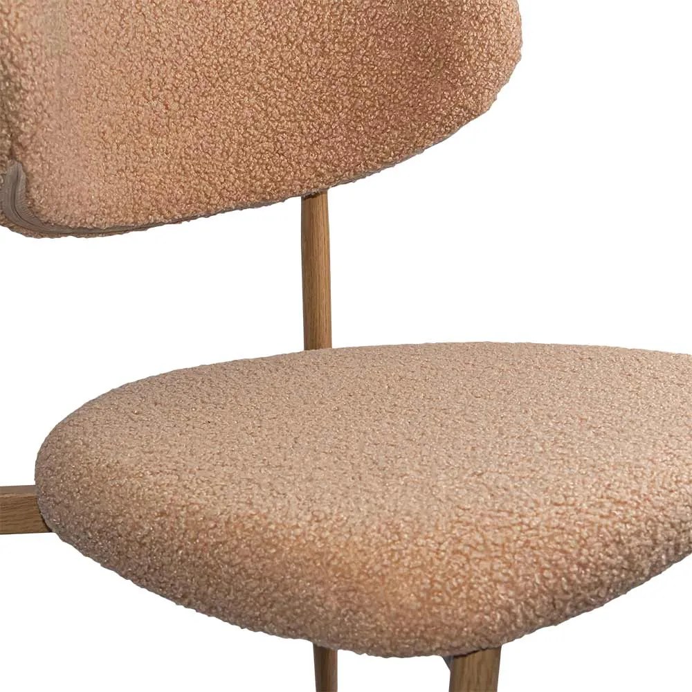 Scaun dining bej din material boucle cu cadru metalic cu aspect lemnos BUC 283