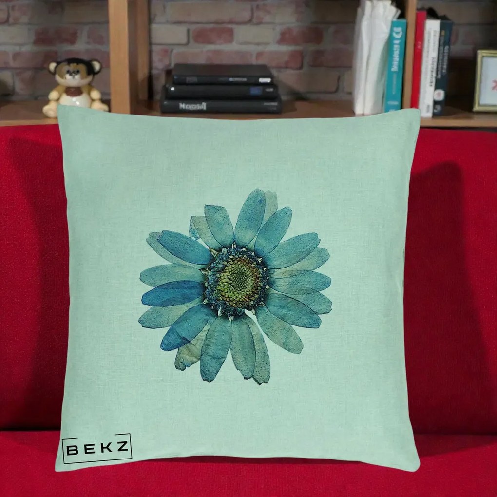 Perna Decorativa Floare Margareta Albastra Acuarela, 40x40 cm, Verde Menta, Husa Detasabila, Perna Inclusa, BEKZ®