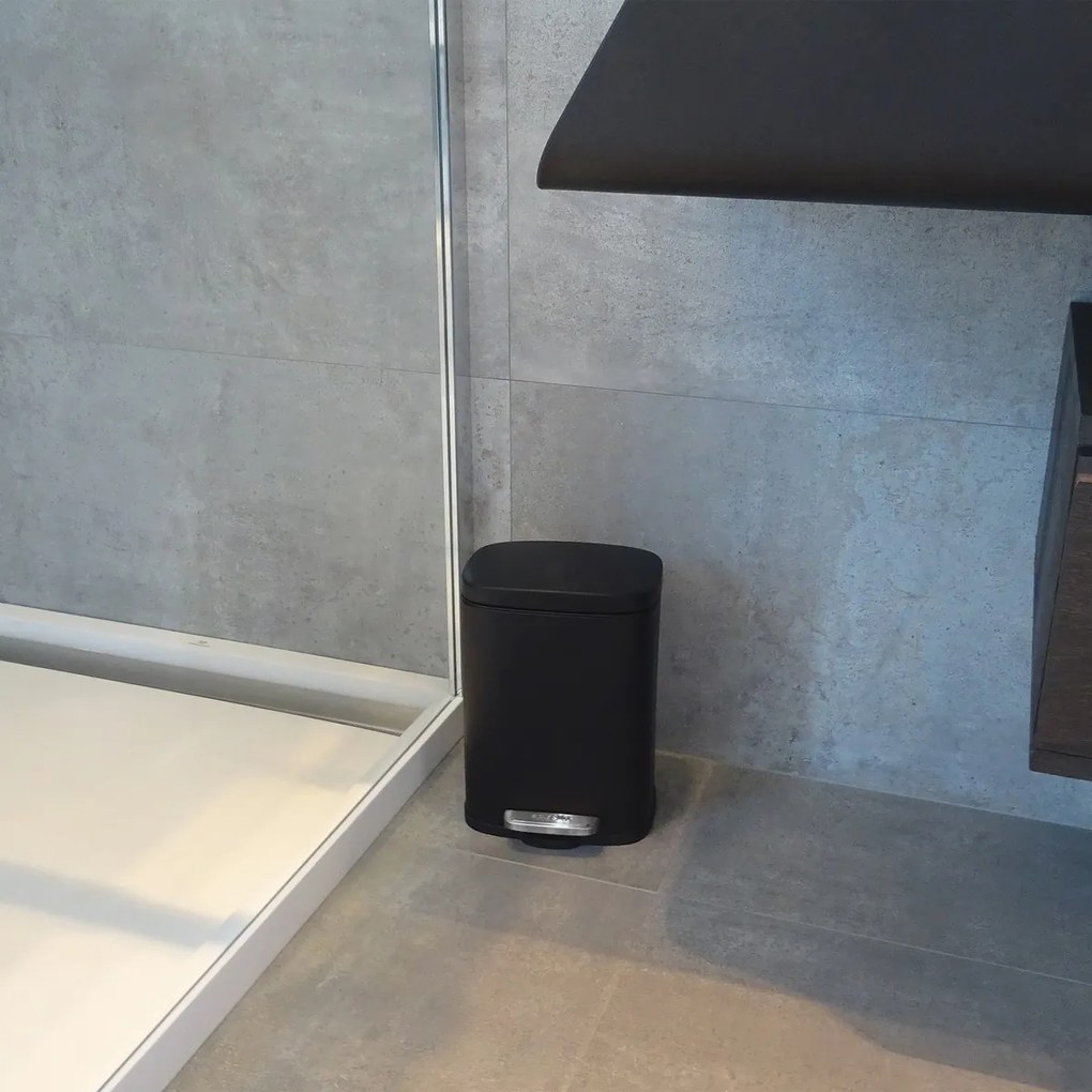Coș de gunoi cu pedală soft-close Spirella Akira 12 l, negru mat, 12 l