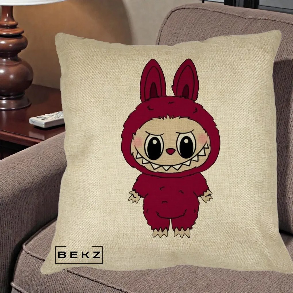 Perna personalizata Labubu Rosu-Visiniu Solo, 40x40 cm cu Umplutura, Crem, BEKZ