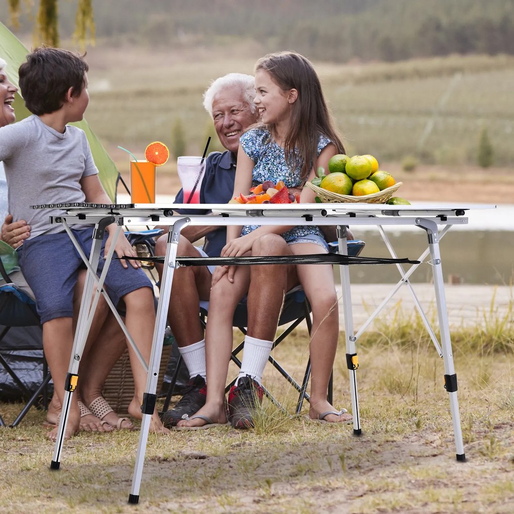 Outsunny Masă de Picnic Portabilă, Pliabilă, Ușoară, din Aluminiu cu Husă de Transport, 120x70 cm | Aosom Romania