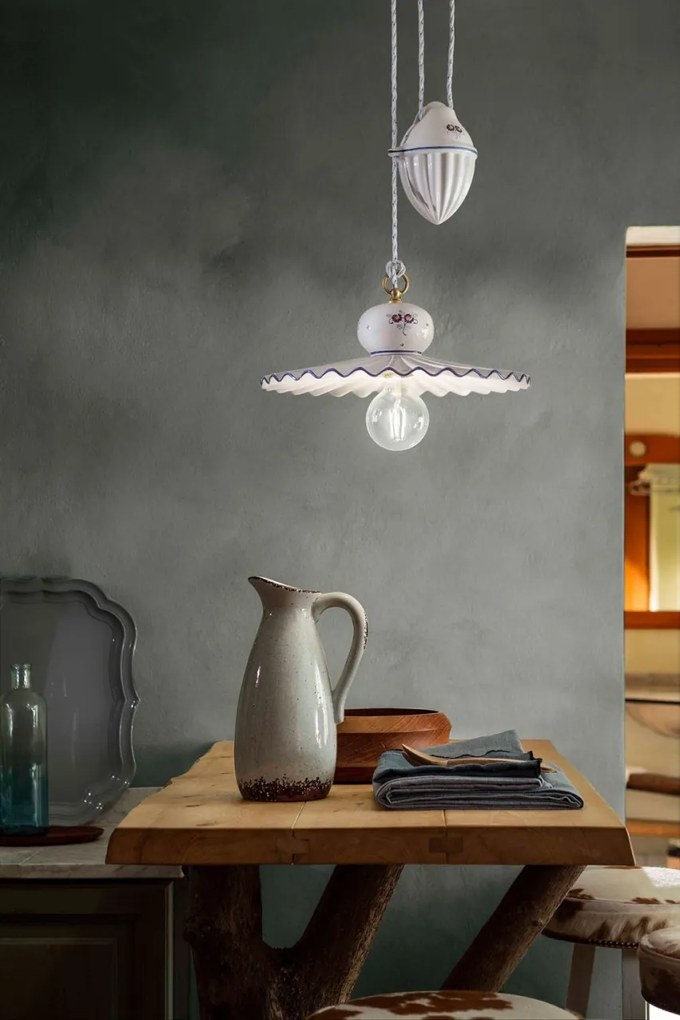 Lustra cu inaltime regalbila design clasic realizata manual din ceramica ROMA
