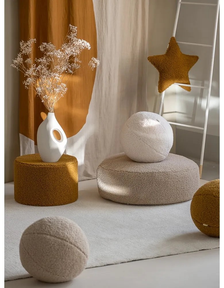 Fotoliu puf pentru copii maro deschis cu tapițerie din țesătură bouclé Round – Wigiwama