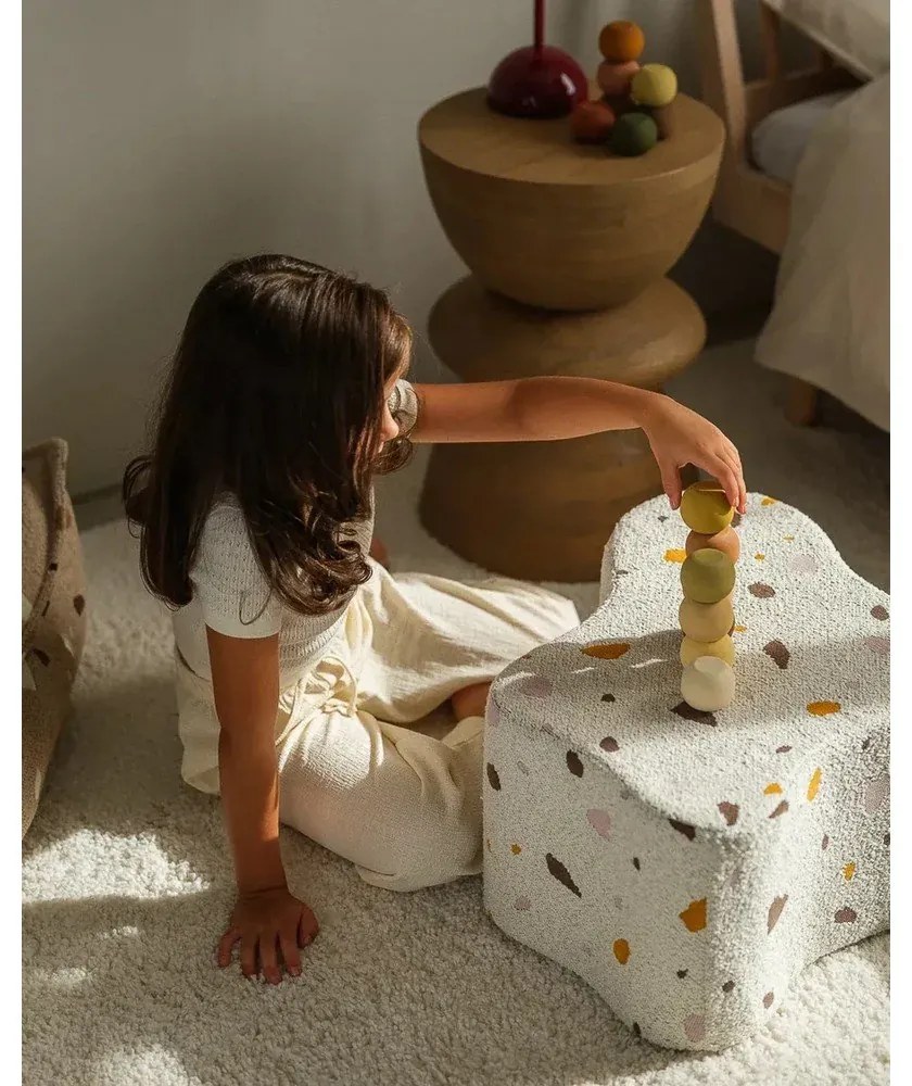 Puf de copii alb cu tapițerie din țesătură bouclé/cu tapițerie din chenille Terrazzo Cloud – Wigiwama