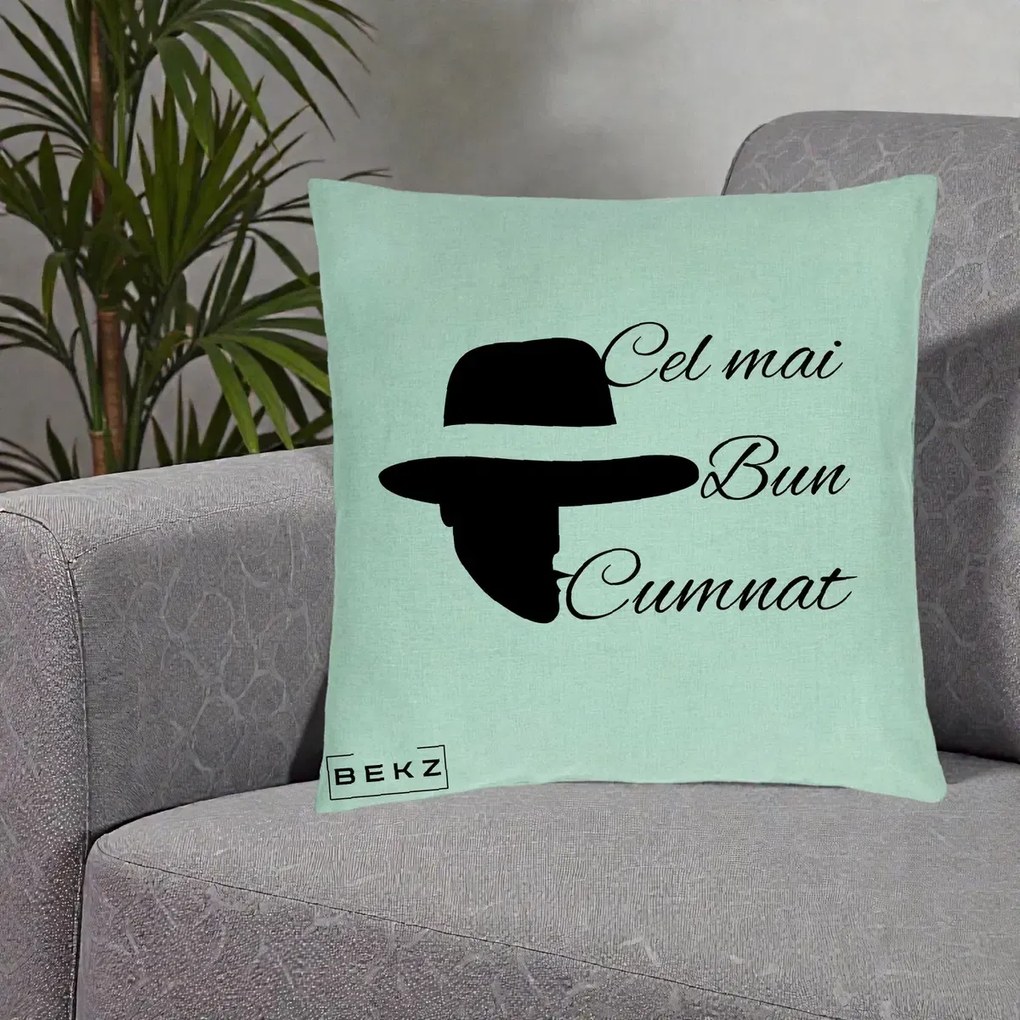 Cadou pentru Cumnat - Perna Personalizata Cel mai Bun Cumnat cu Silueta Palarie, 40x40 cm, Verde Menta, Husa Detasabila, Perna Inclusa, BEKZ®