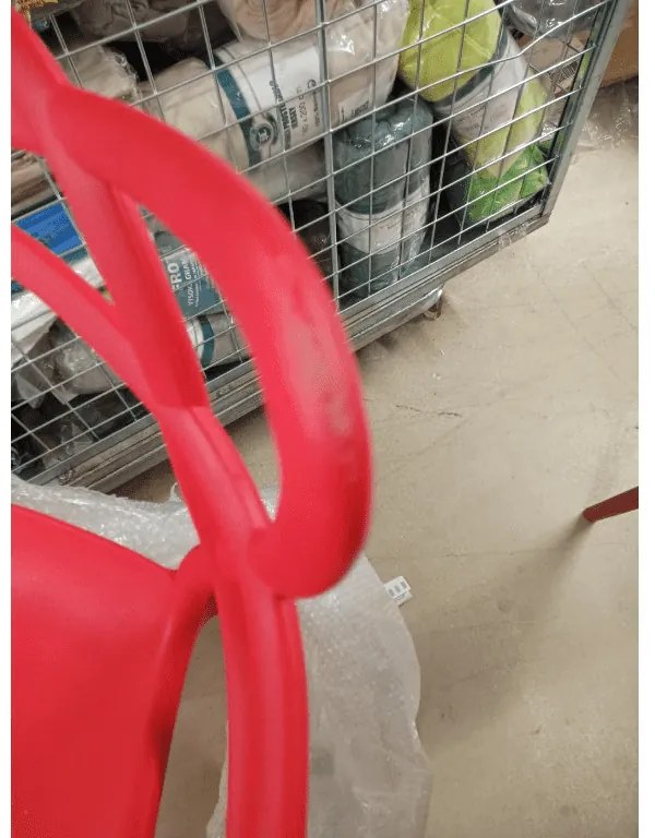 Promotie Scaun din plastic rosu KATO II. calitate.