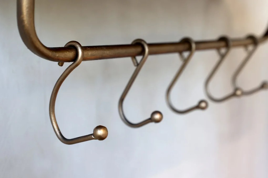 Etajera de perete, aurie, din metal si lemn de pin, cu 2 rafturi, aspect vintage
