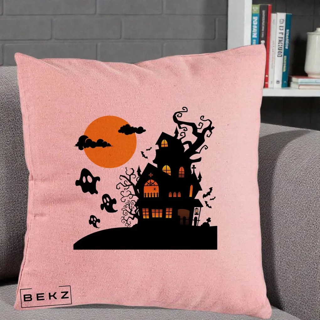 Perna Decorativa Halloween Casa Bantuita cu Fantome, 40x40 cm, Roz, Husa Detasabila, Perna Inclusa, BEKZ®