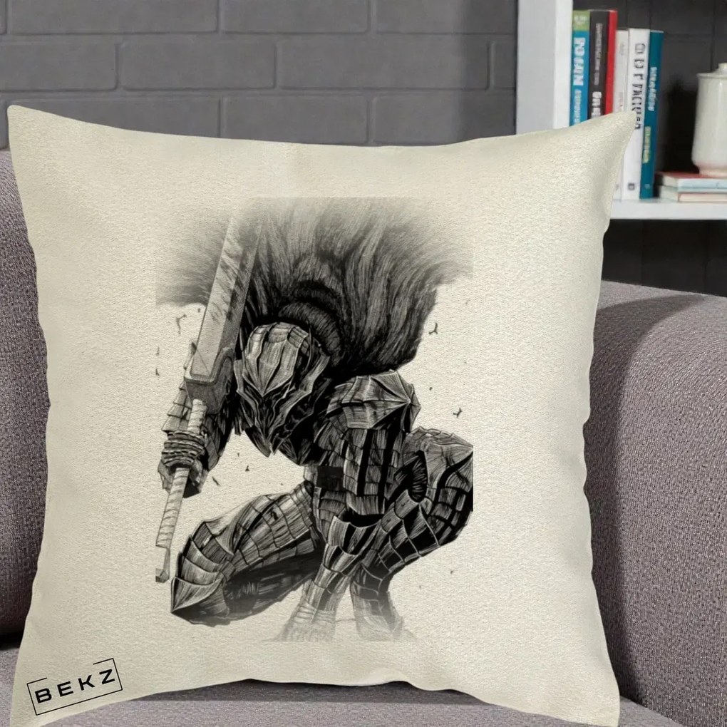Perna Personalizata Berserk Guts Armor of Darkness Manga, 40x40 cm, Ecru, Husa Detasabila, Perna Inclusa, BEKZ®