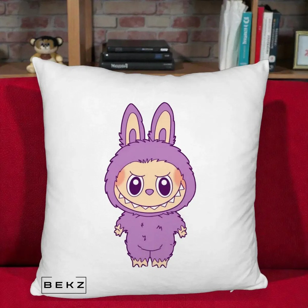 Perna Personalizata Labubu Violet Solo, 40x40 cm, Alb Pufos, Husa Detasabila, Perna Inclusa, BEKZ®