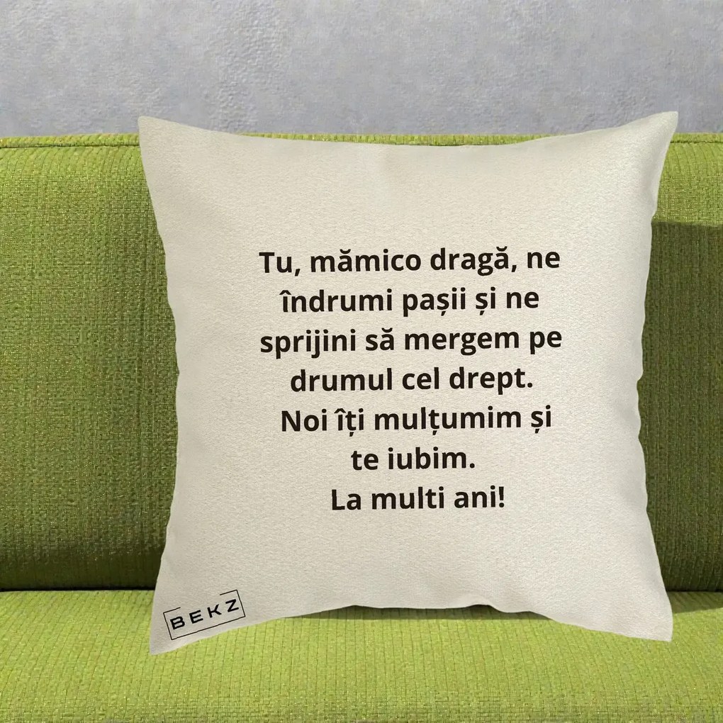 Cadou pentru Mama - Perna Personalizata Mamico Draga Te Iubim La Multi Ani cu Text Negru, 40x40 cm, Ecru, Husa Detasabila, Perna Inclusa, BEKZ®