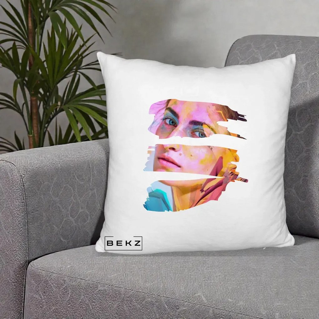 Perna Decorativa Portret Femeie Fragmentat Colorat, 40x40 cm, Alb Pufos, Husa Detasabila, Perna Inclusa, BEKZ®