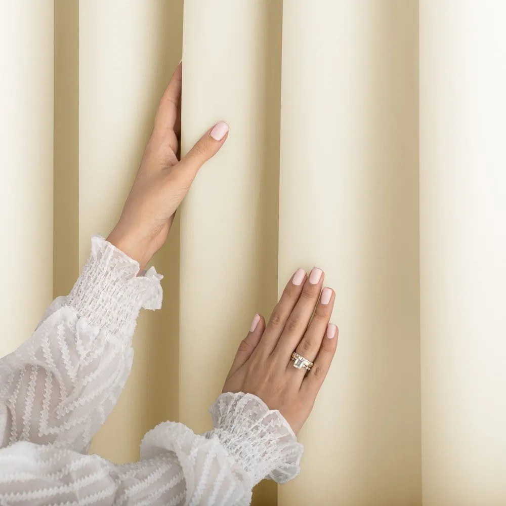 Draperie fildeș dimout (semi-opacă) 140x250 cm Carli Tie – Restilo