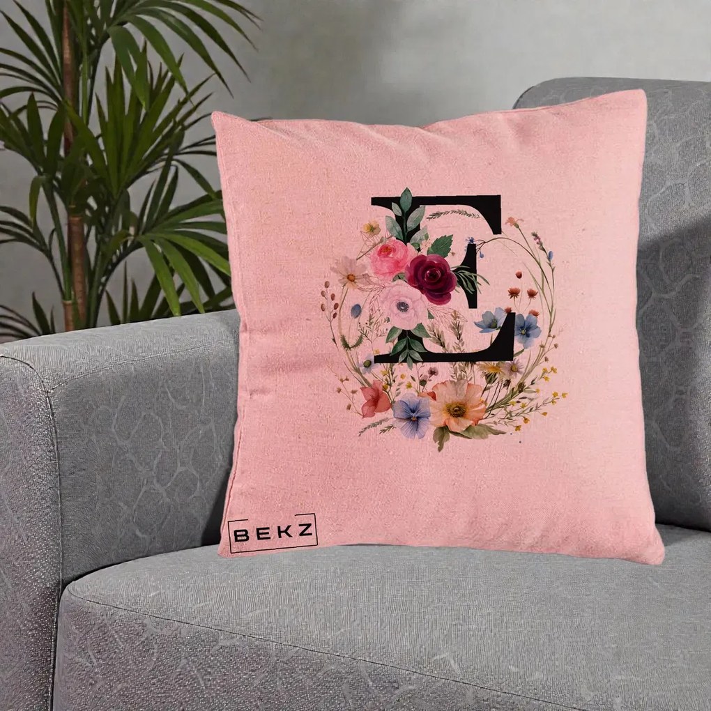 Cadou Personalizat - Perna Personalizata Monogram Litera E cu Flori Acuarela, 40x40 cm, Roz, Husa Detasabila, Perna Inclusa, BEKZ®