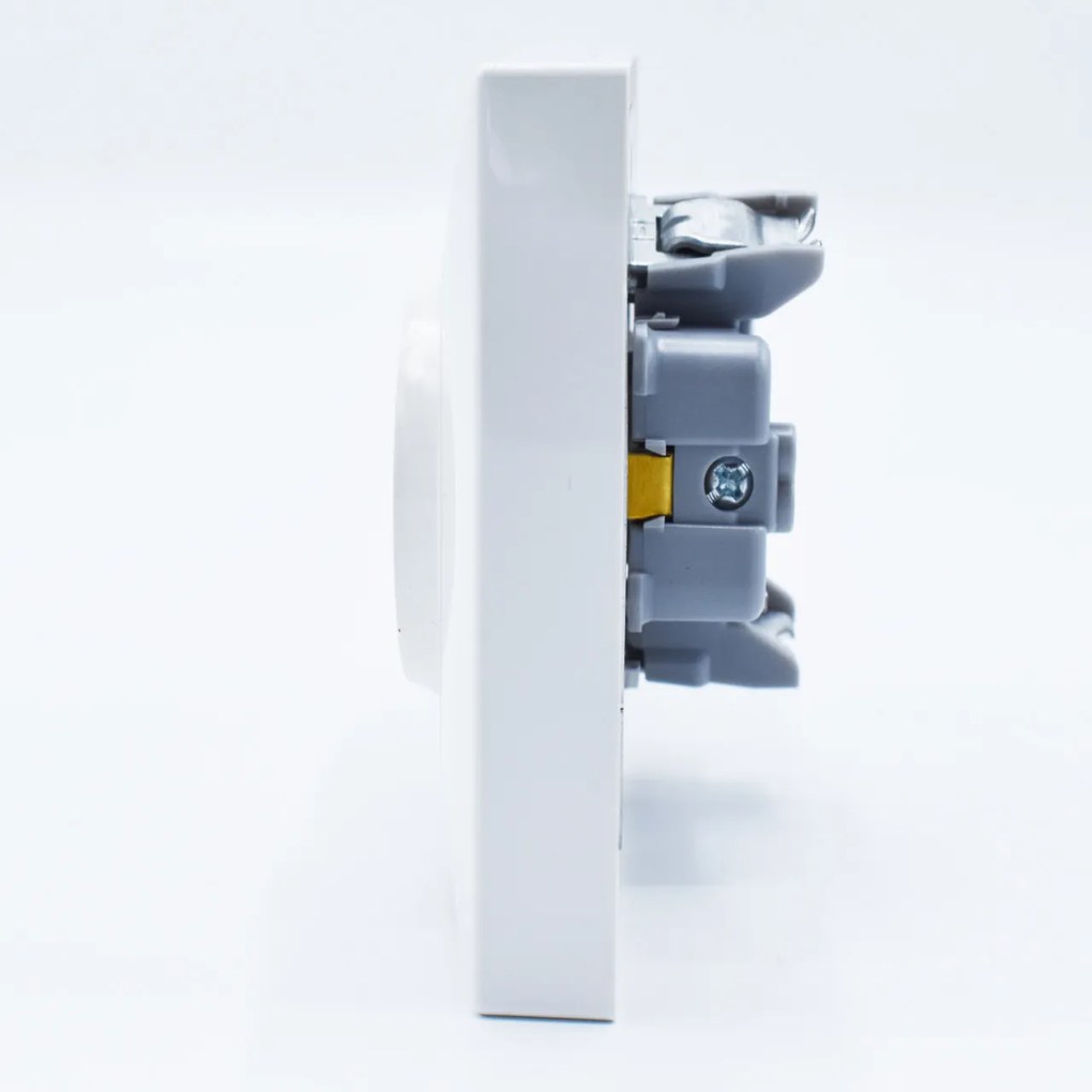 Priza dubla cu impamantare si protectie copii Arkedia Panasonic, ST, alba