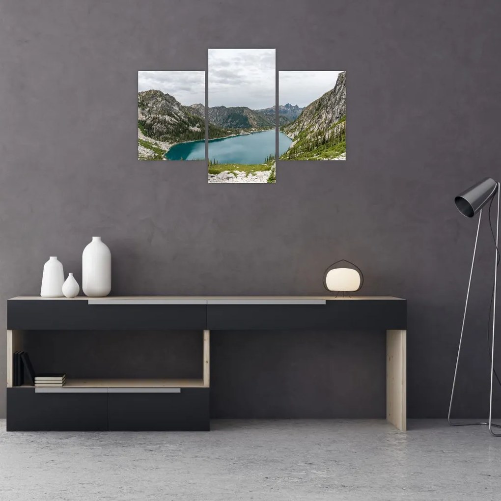 Tablou cu lac în munți (90x60 cm)