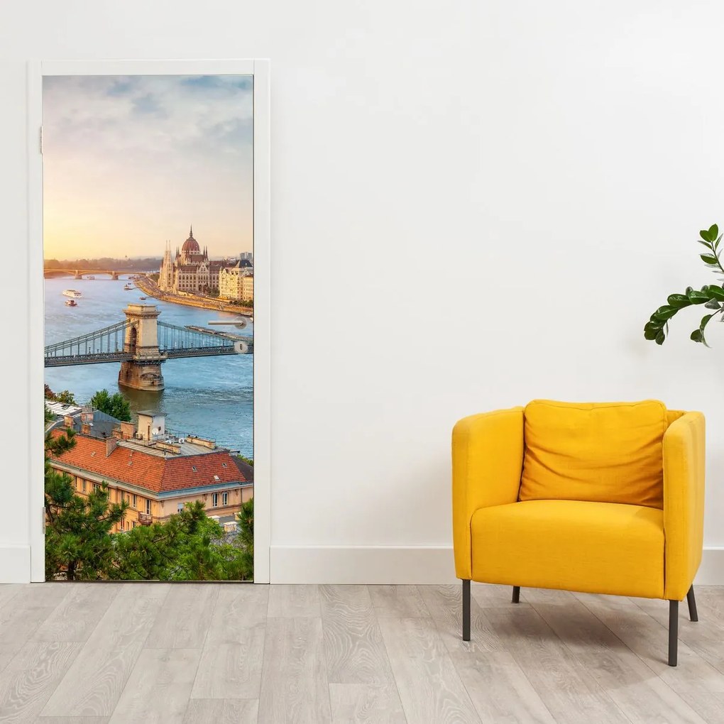 Fototapet pentru ușă - Budapesta cu râu (95x205cm)