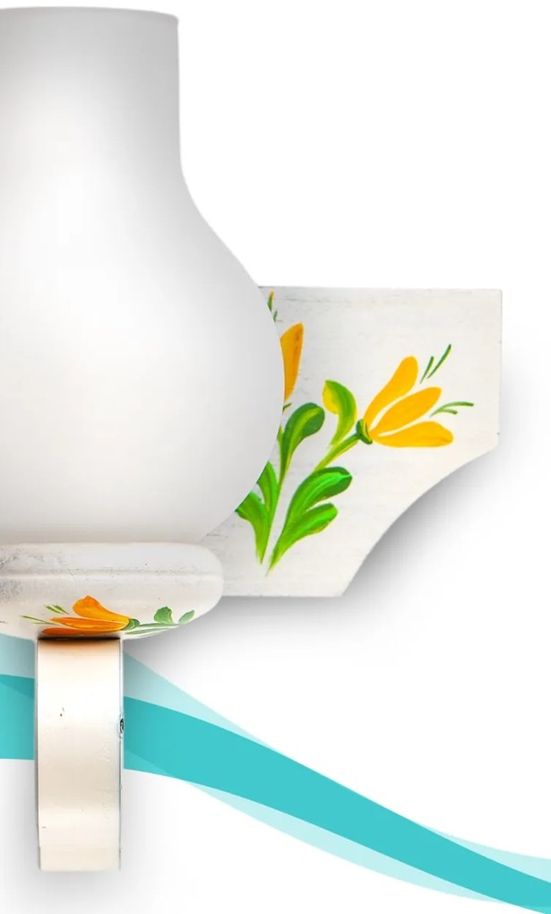 Candelabru fabricat manual din lemn alb pictat Queen