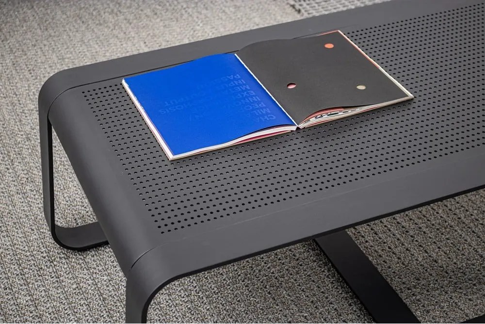 Măsuță de cafea pentru exterior din aluminiu 62x105 cm Merrigan – Bizzotto