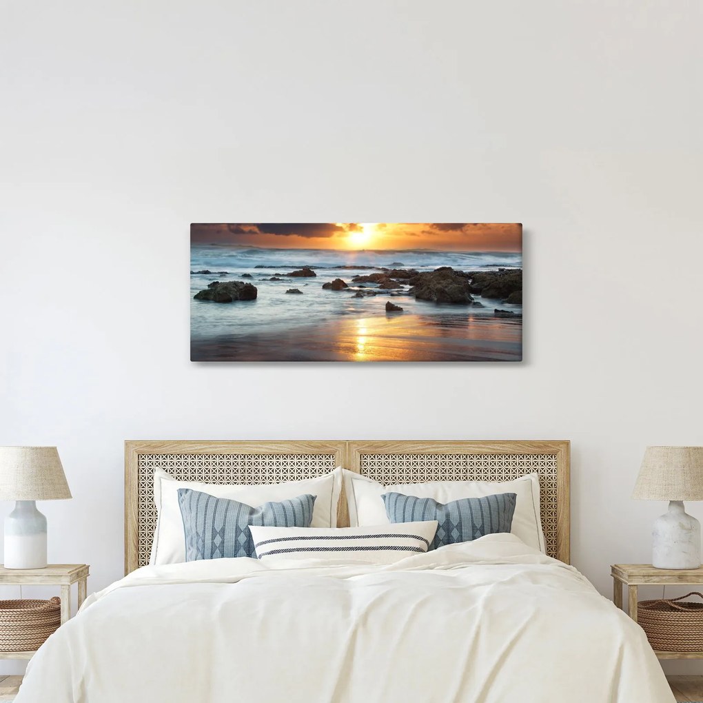 Tablou - Marea scăldată de soare (120x50 cm)