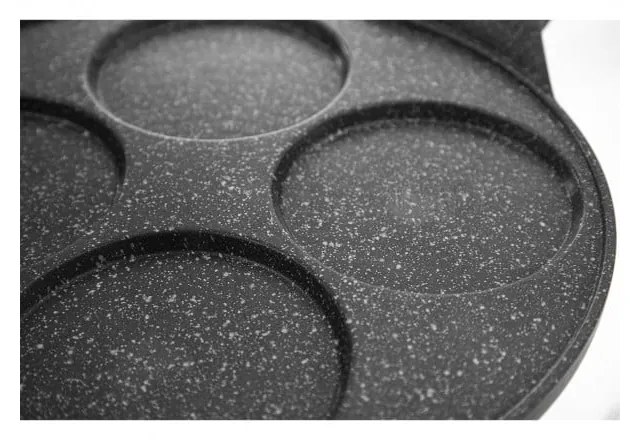 Tigaie din aluminiu neaderent pentru ouă Orion Grande, ⌀ 27 cm