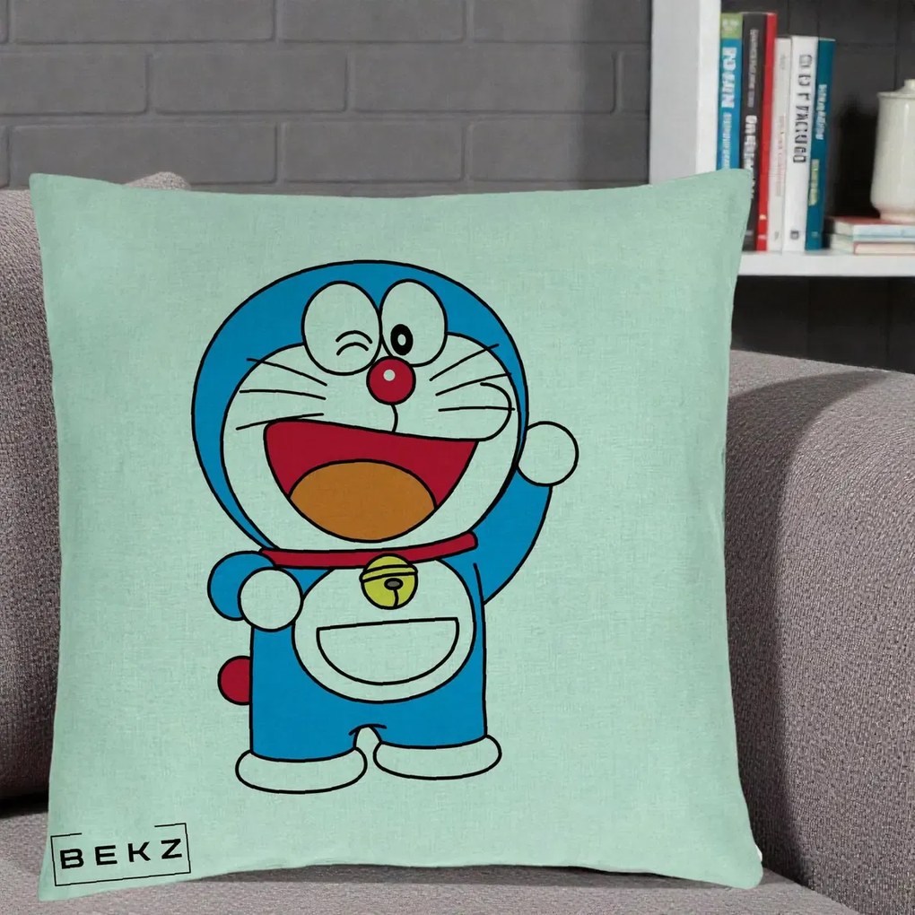 Perna Personalizata Doraemon Salutand, 40x40 cm, Verde Menta, Husa Detasabila, Perna Inclusa, BEKZ®