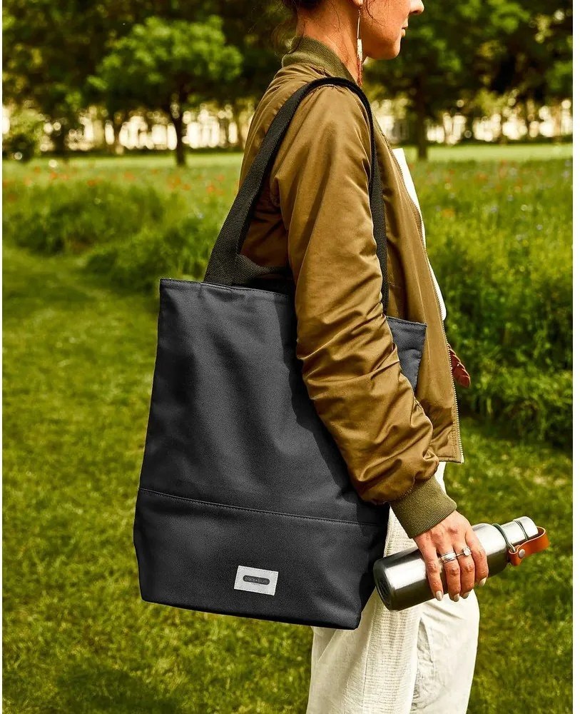 Geantă termoizolantă neagră 16 l – Black + Blum