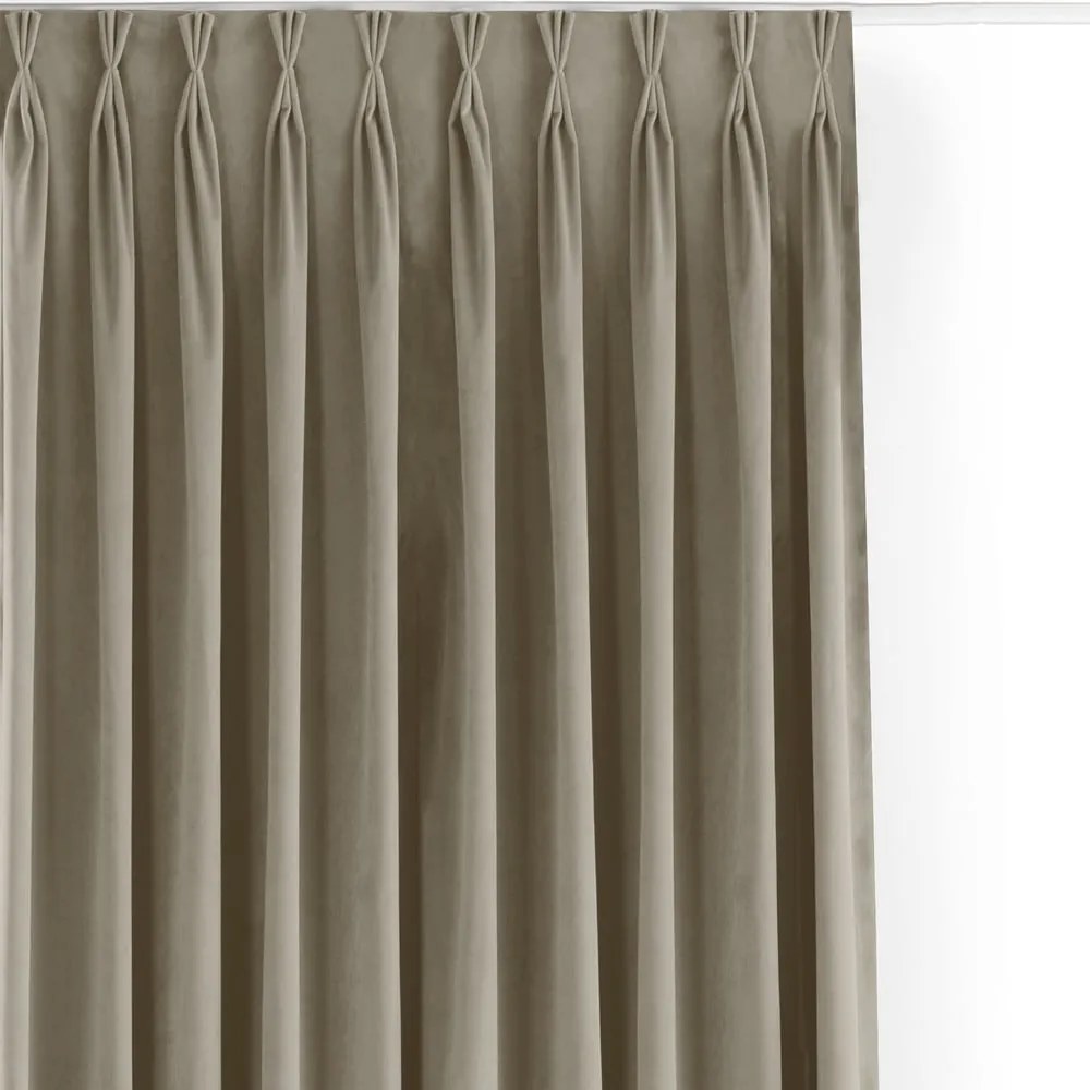 Draperie bej dimout (semi-opacă) din catifea 265x250 cm Velto – Filumi