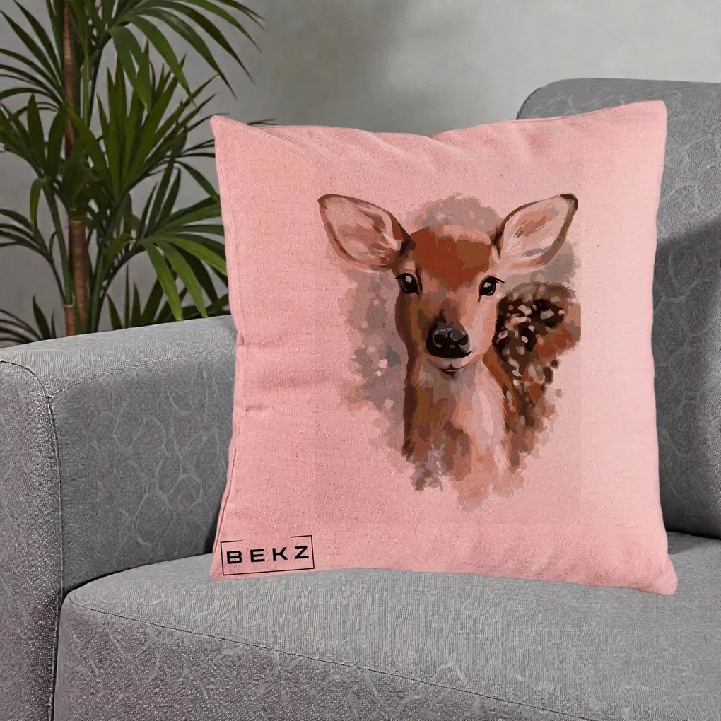 Perna Decorativa Caprioara Pui Acuarela, 40x40 cm, Roz, Husa Detasabila, Perna Inclusa, BEKZ®