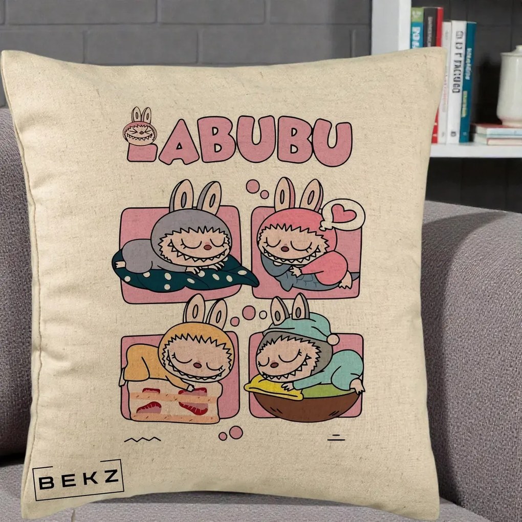 Perna Personalizata Labubu Sleeping Quad Grid, 40x40 cm, Bej, Husa Detasabila, Perna Inclusa, BEKZ®
