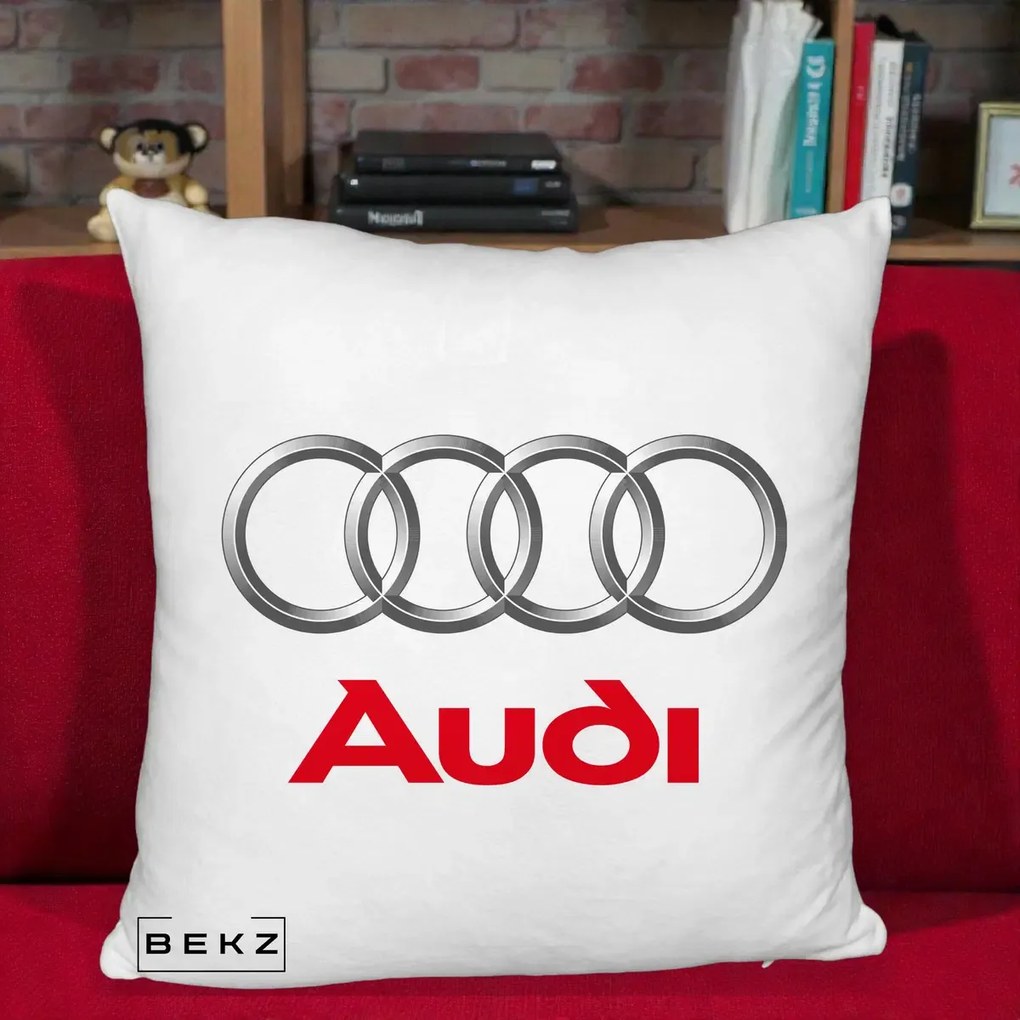 Perna Personalizata cu emblema Audi, 40x40 cm, Alb Pufos, Husa Detasabila, Perna Inclusa, BEKZ®