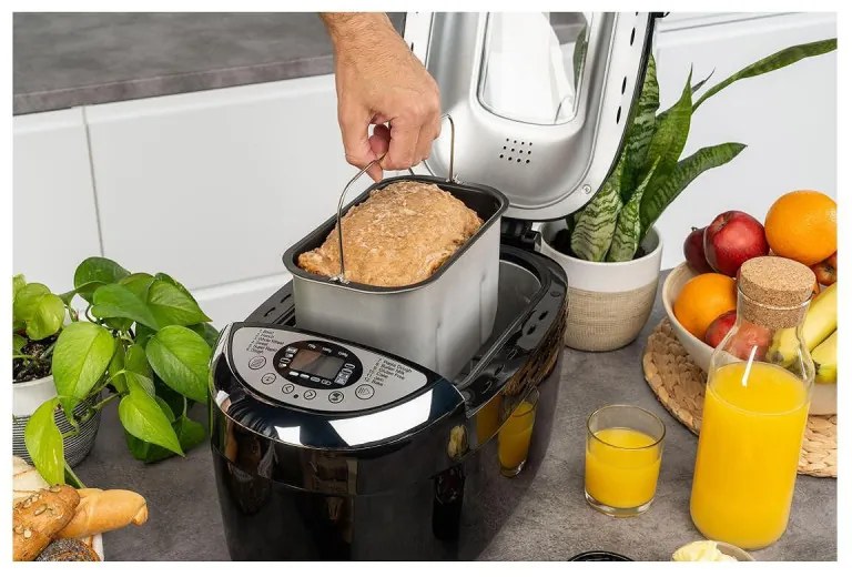 Masina de facut paine FIRST FA-5152-3-BA, 850W, 1.25 kg, 12 programe, Timer, Acoperire antiaderenta, Negru/inox