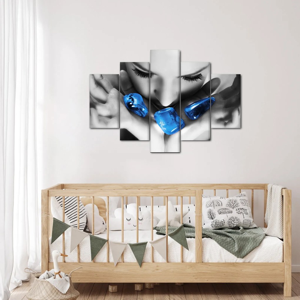 Tablou cu portretul femeii cu pietre (150x105 cm)