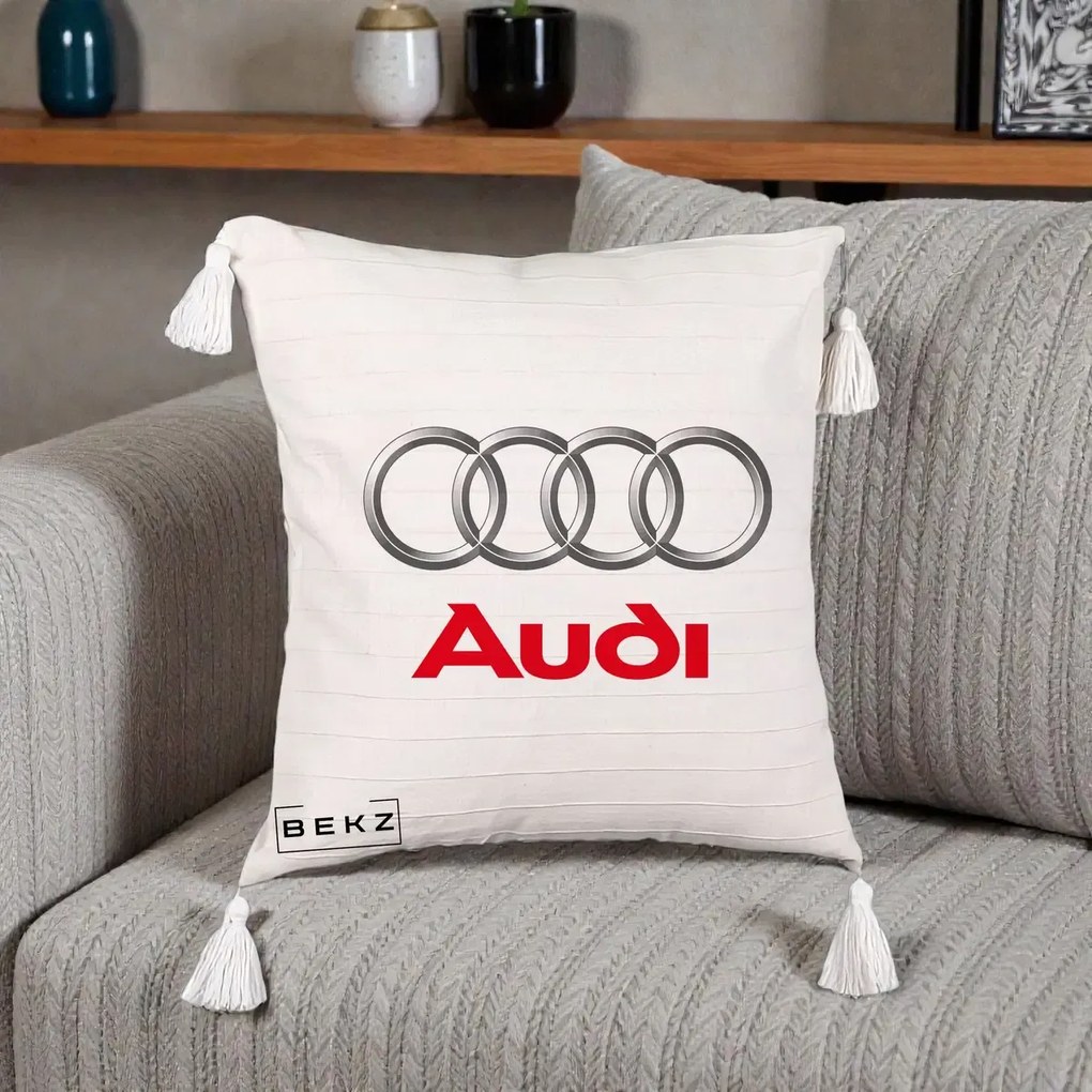 Perna Personalizata cu emblema Audi, 40x40 cm, Bej cu Franjuri, Husa Detasabila, Perna Inclusa, BEKZ®