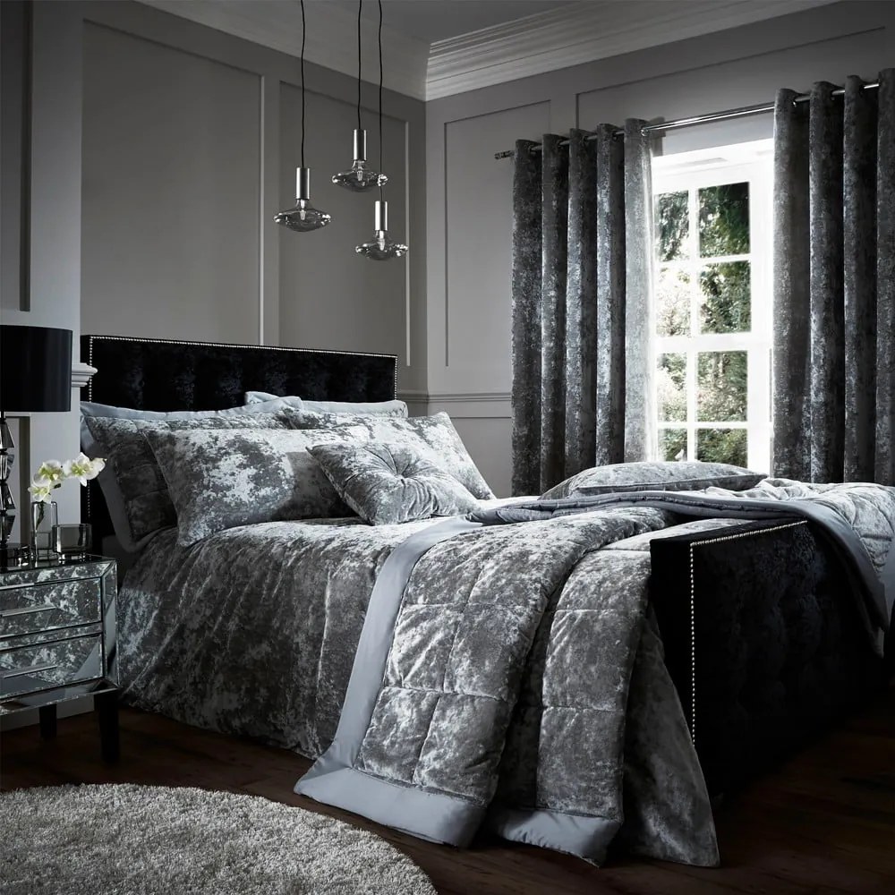 Pernă decorativă 45x45 cm Crushed Velvet Diamante – Catherine Lansfield