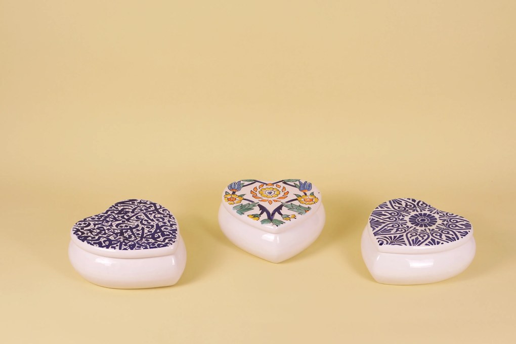 Cutie de depozitare inimioara din ceramică decorativă Scris Albastru