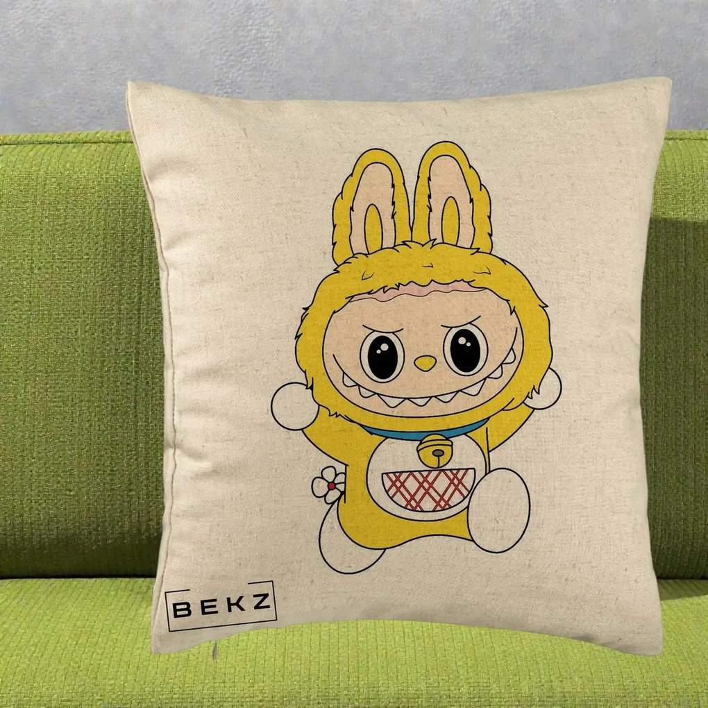 Perna Personalizata Labubu Galben Doraemon, 40x40 cm, Bej, Husa Detasabila, Perna Inclusa, BEKZ®