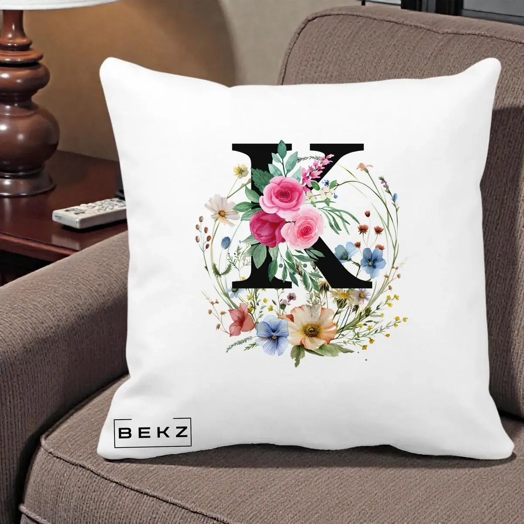 Cadou Personalizat - Perna Personalizata Monogram Litera K cu Flori Acuarela, 40x40 cm, Alba Mata, Husa Detasabila, Perna Inclusa, BEKZ®