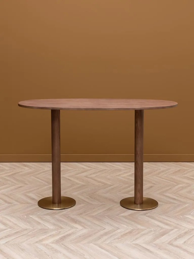 Masă bar din lemn de stejar și metal, ovală, cu picior disc auriu, natur, finisaj satinat, 160×60×107 cm, „Barrio"