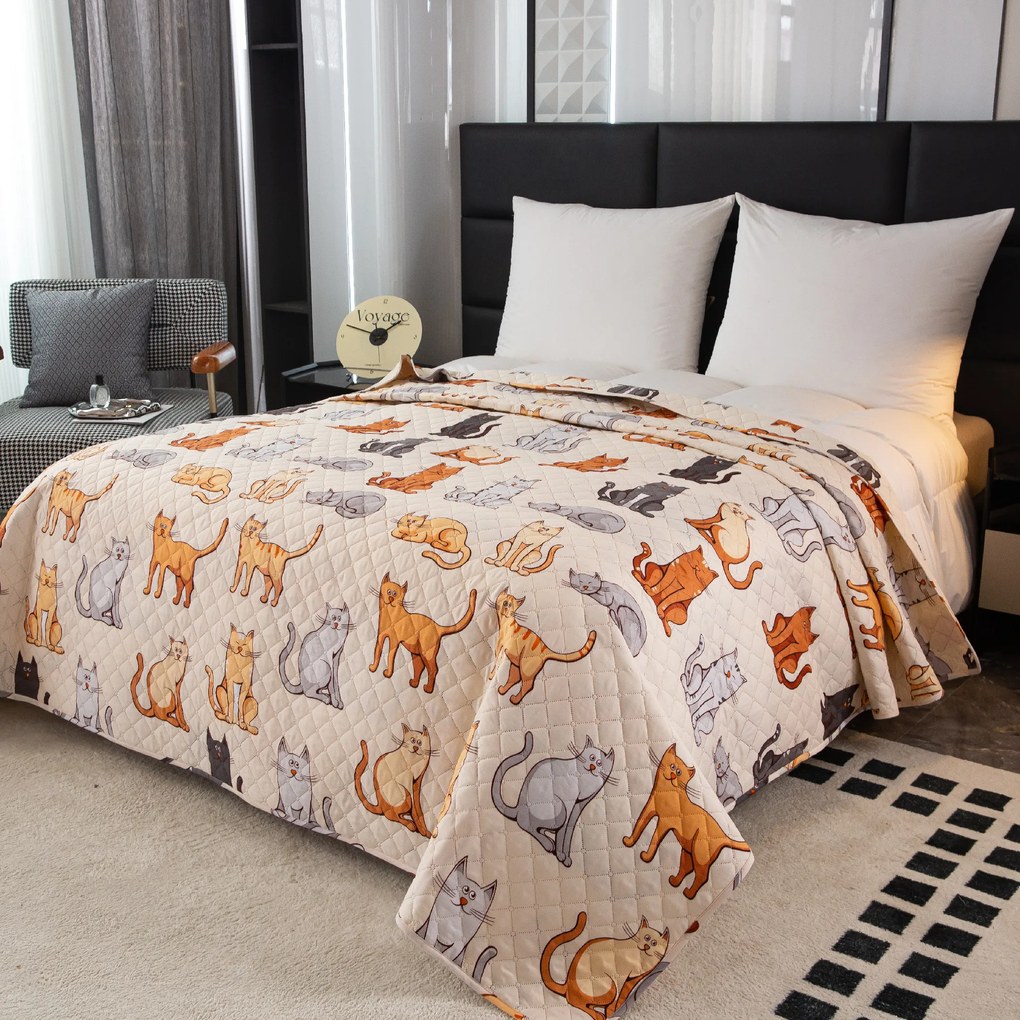 Cuvertura de pat cu model COLORED CATS crem Dimensiune: 220 x 240 cm