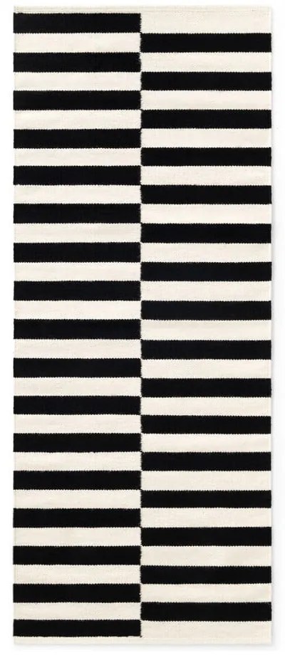 Covor tip traversă negru-alb reversibil/țesut manual din lână 80x200 cm Donna – Hanse Home
