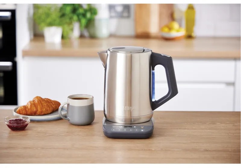 Fierbator electric Ninja KT201EU, 3000W, 1.7L, Fierbere rapida, Mentine temperatura, Setari inteligente, Iluminare, Inox