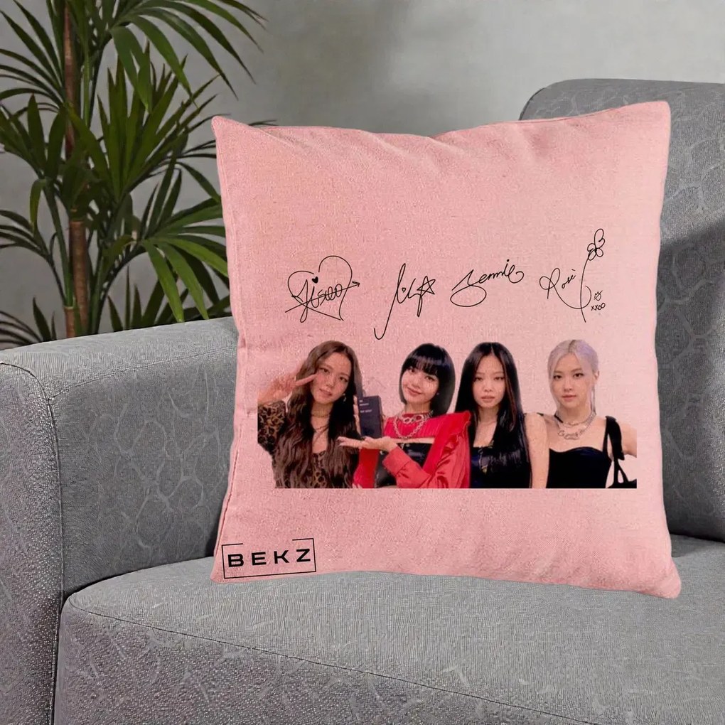 Perna Personalizata K-pop BLACKPINK Semnaturi, 40x40 cm, Roz, Husa Detasabila, Perna Inclusa, BEKZ®