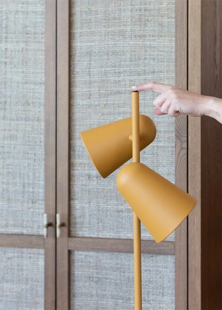 Lampa de podea cu doua spoturi directionabile Salamanca galben mustar