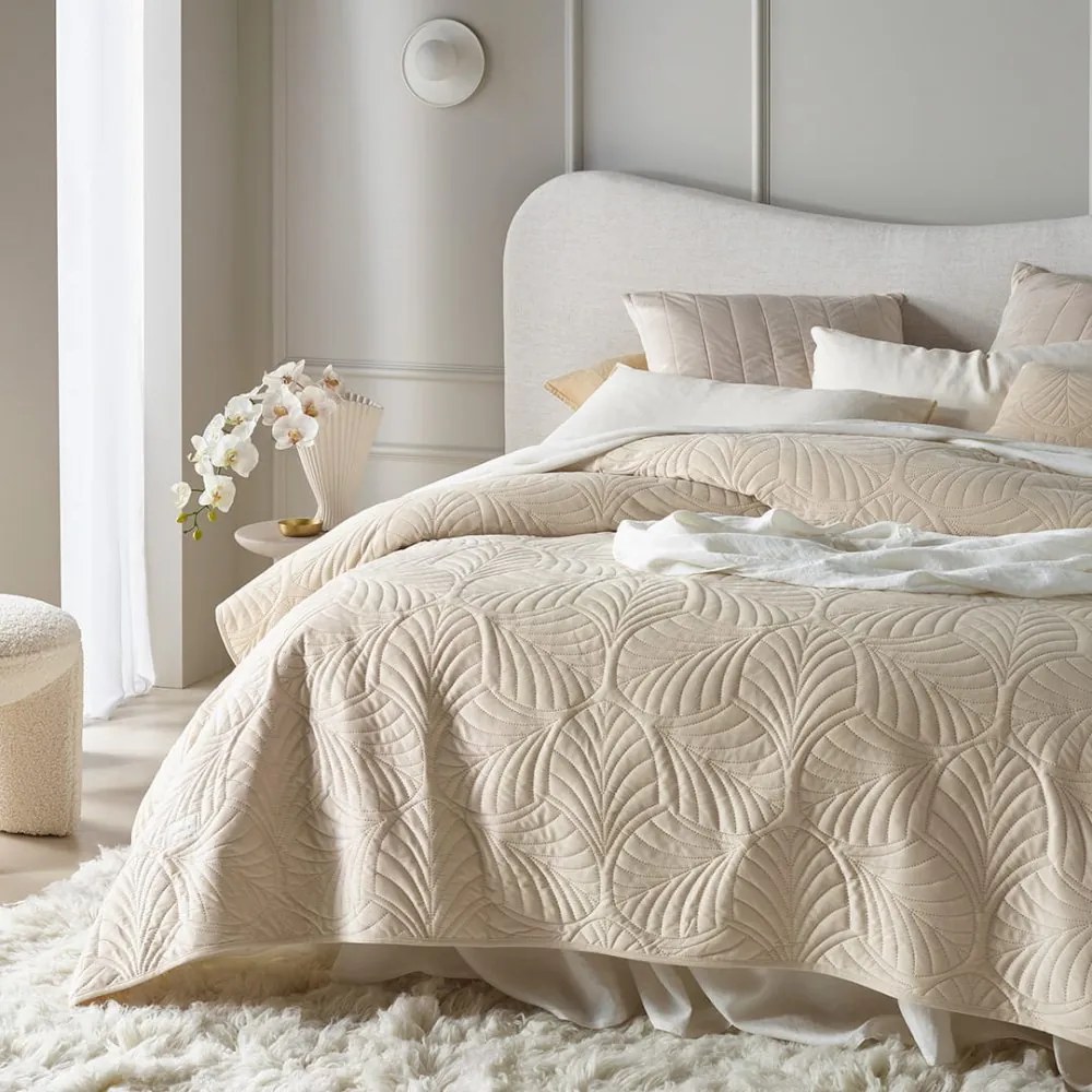 Cuvertură de pat din catifea crem Feel 240 x 260 cm