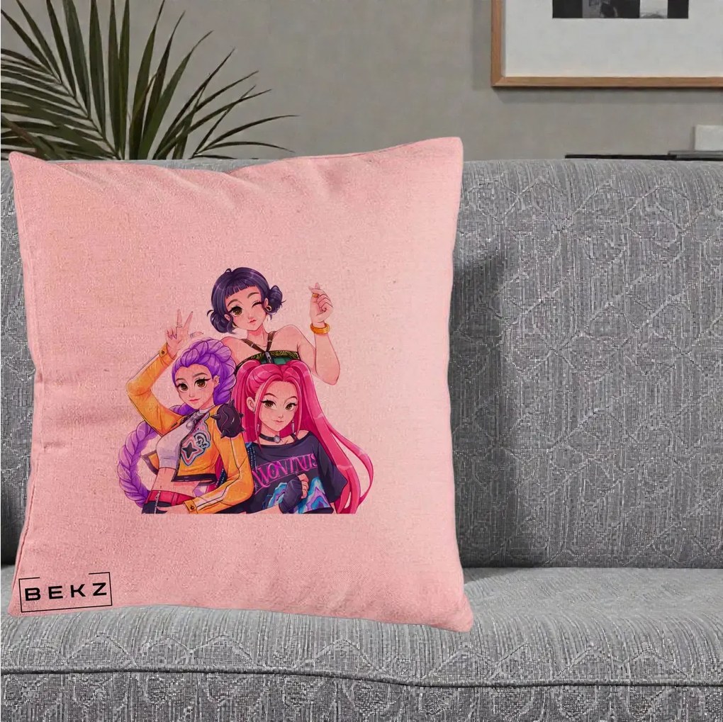 Perna Personalizata K-pop HUNTRX Trio Animat Fete Foto, 40x40 cm, Roz, Husa Detasabila, Perna Inclusa, BEKZ®