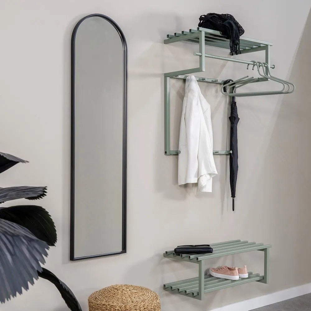 Cuier de perete verde prăfuit cu raft din metal 76 cm Rizzoli – Spinder Design